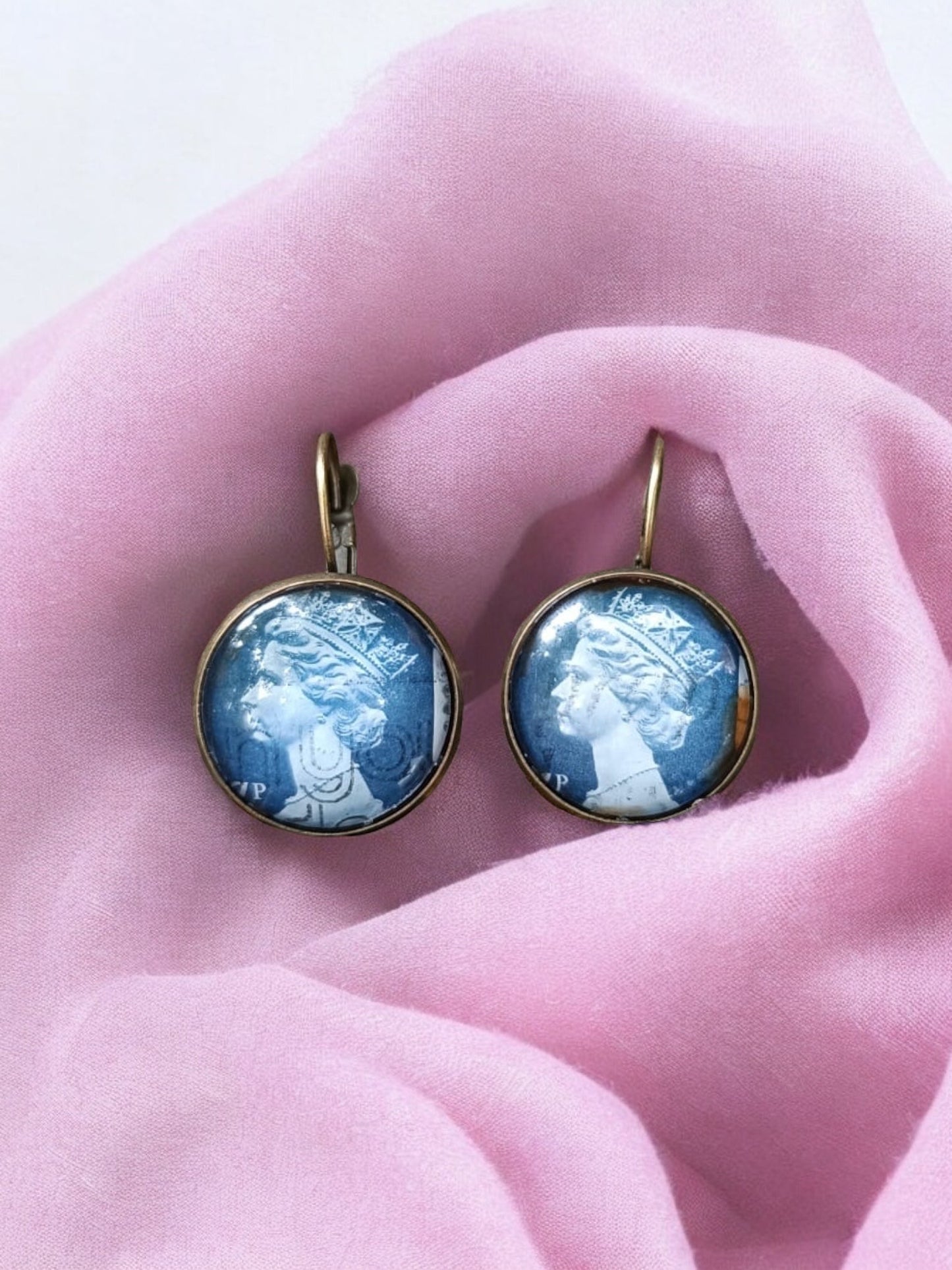 Orecchini Elisabetta II - "Everyday Queen" - Lady Nostalgia