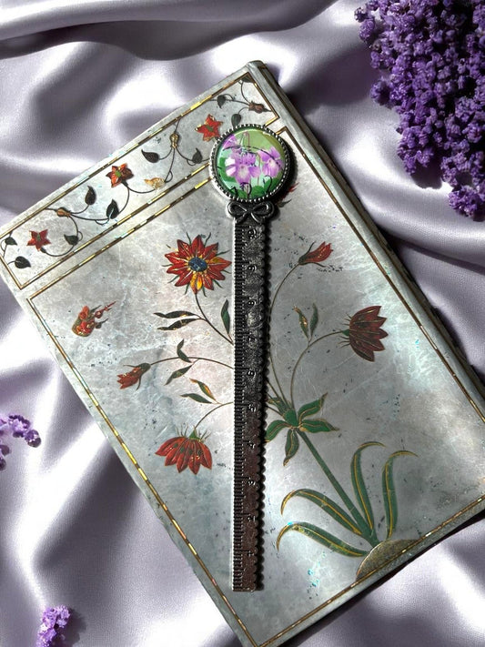 Segnalibro botanico orientale - Eleganza del Sol Levante 🌸 - Lady Nostalgia