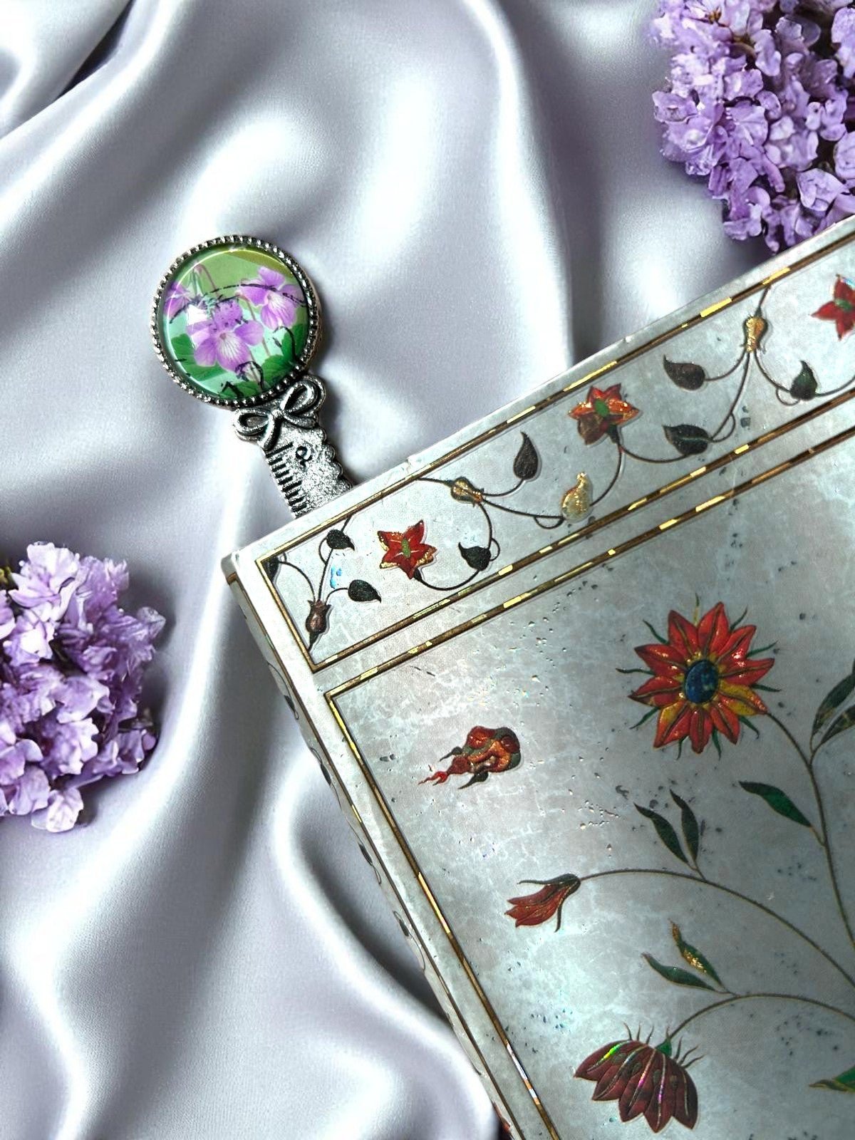 Segnalibro botanico orientale - Eleganza del Sol Levante 🌸 - Lady Nostalgia