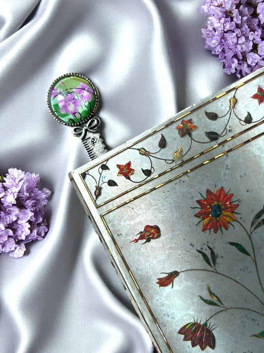 Segnalibro botanico orientale - Eleganza del Sol Levante 🌸 - Lady Nostalgia