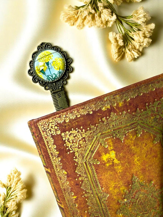 Segnalibro floreale vintage - Isole normanne e bellezza botanica 🌼 - Lady Nostalgia