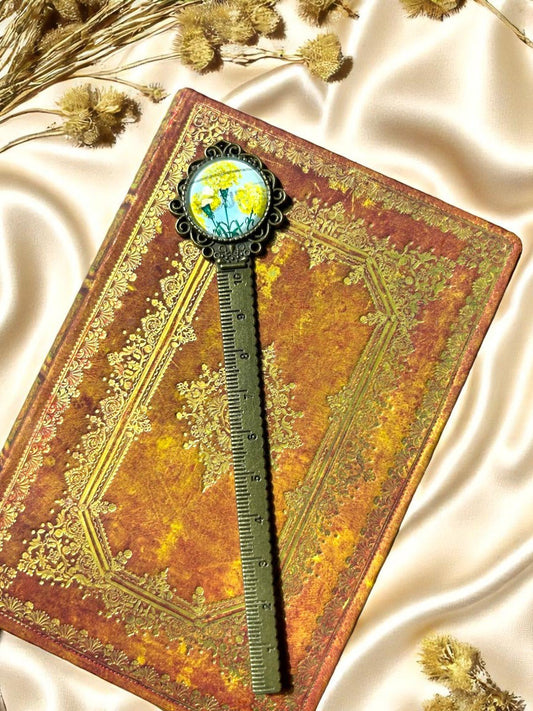 Segnalibro floreale vintage - Isole normanne e bellezza botanica 🌼 - Lady Nostalgia