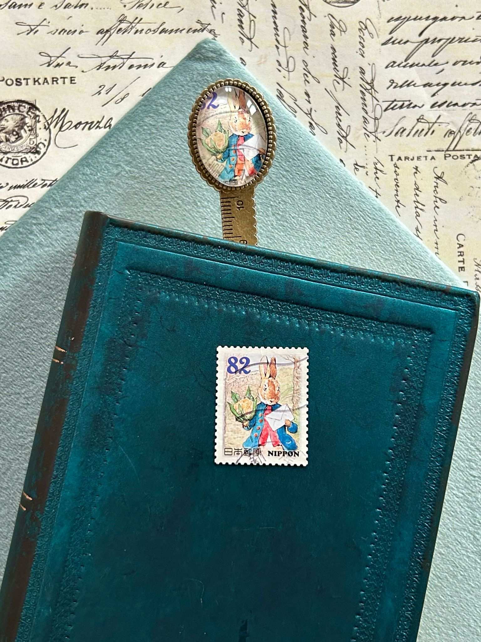 Segnalibro righello del romanticismo - Peter Rabbit si veste elegante 💕 - Lady Nostalgia