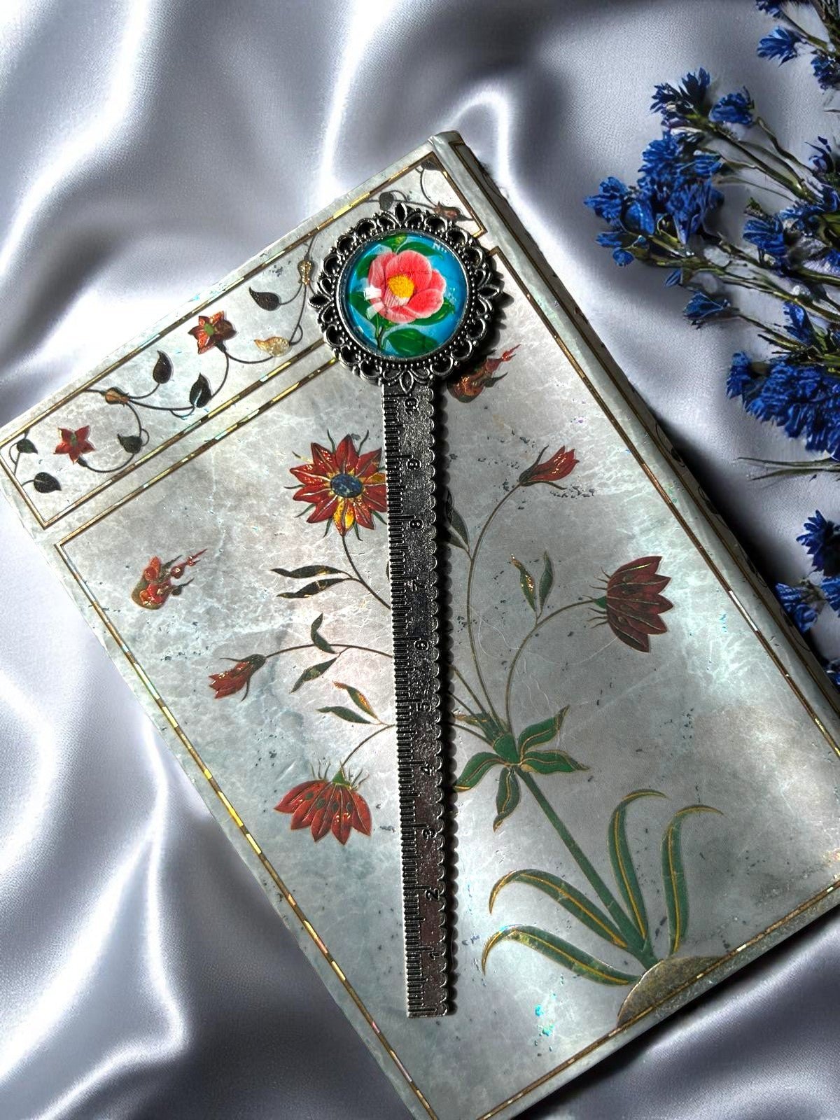 Segnalibro sakura vintage - Primavera eterna del Sol Levante 🌸 - Lady Nostalgia