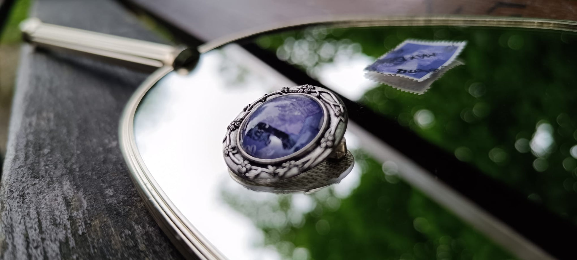 Spilla Regina Elisabetta - Mignon Cangiante - Lady Nostalgia