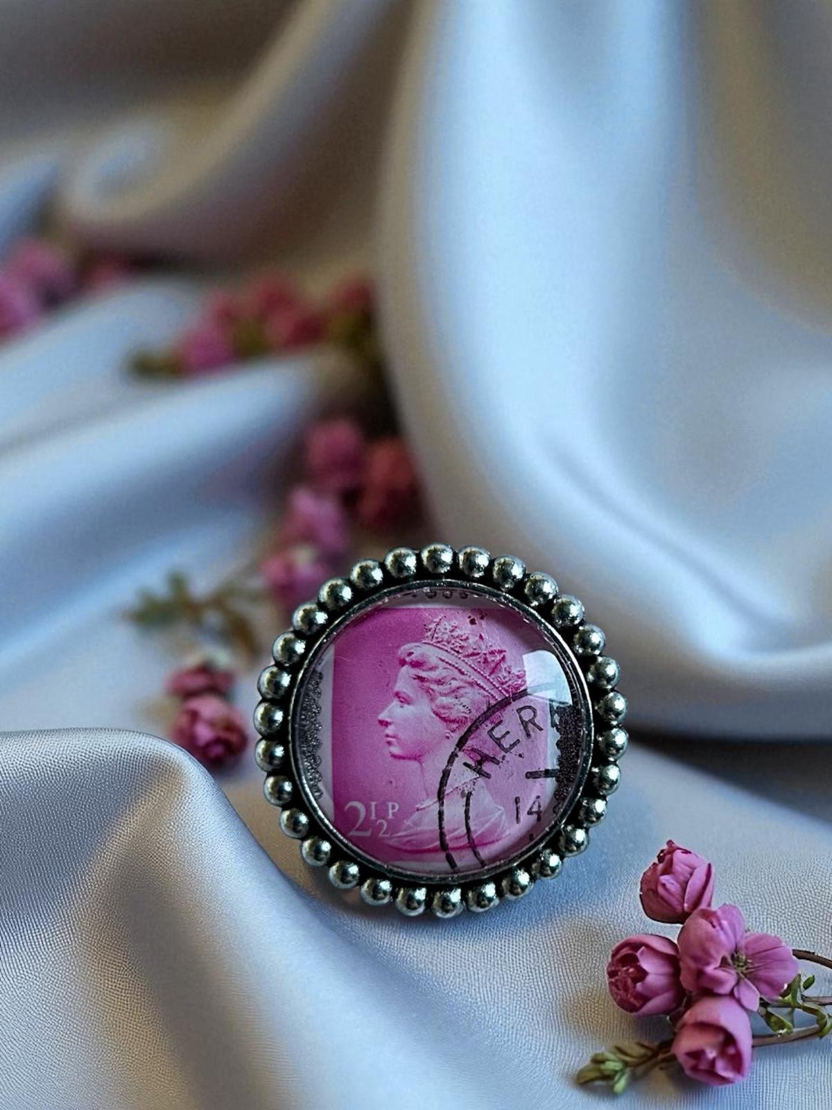 Spilla Rosa acceso Regina Elisabetta | Francobollo Corona Royal | Lady Nostalgia - Lady Nostalgia