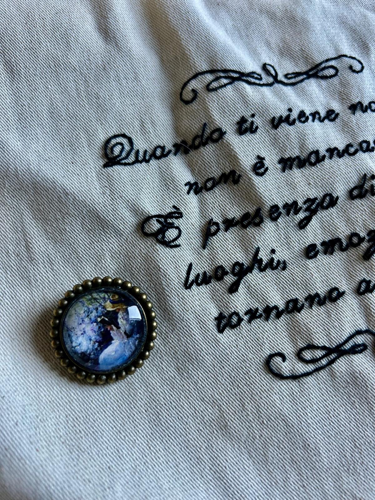 Spilla Una deliziosa solitudine | Lettrici | Lady Nostalgia - Lady Nostalgia