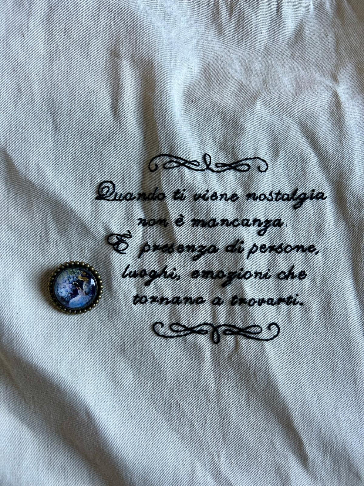 Spilla Una deliziosa solitudine | Lettrici | Lady Nostalgia - Lady Nostalgia