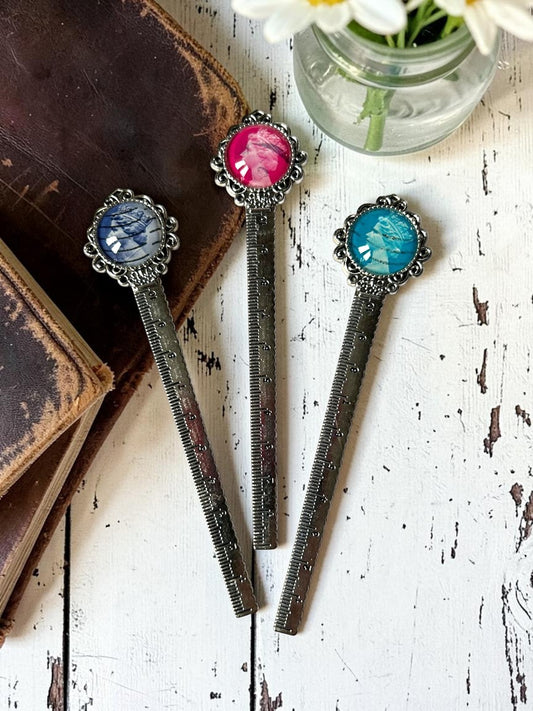 Segnalibro righello con francobollo vintage Regina Elisabetta II tondo