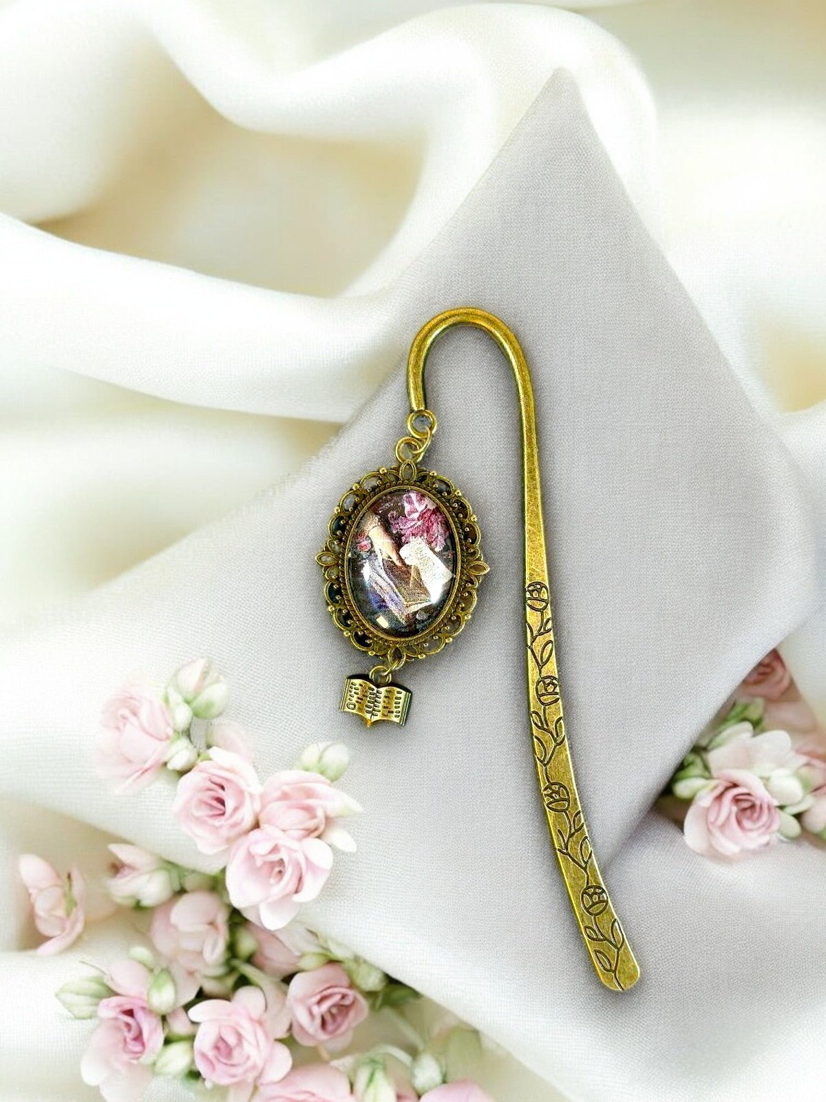 Segnalibri Vintage  Artigianali | Gioielli per Libri con Francobolli Antichi - Lady Nostalgia