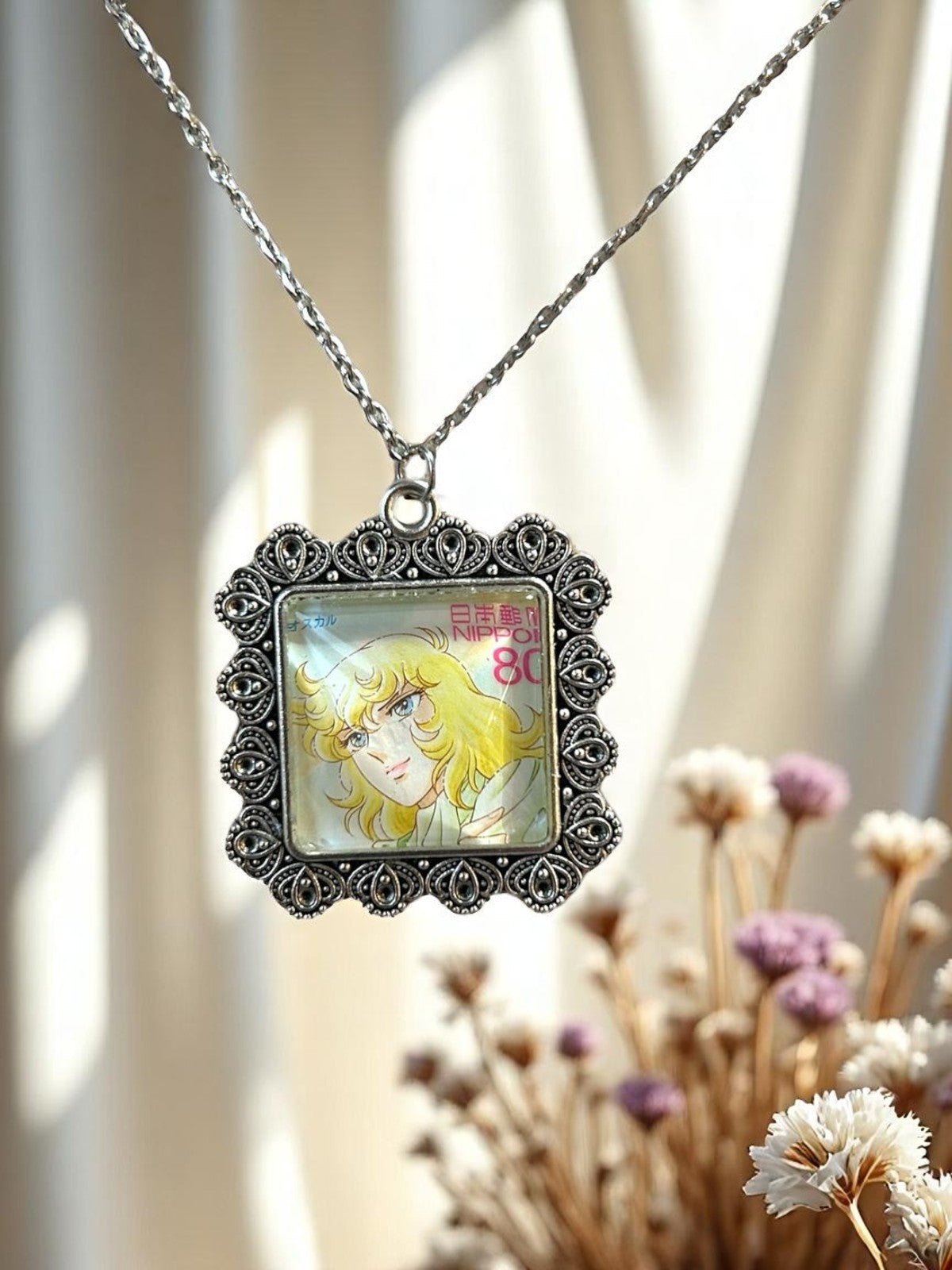 Collana Lady Oscar (la rosa di Versailles) -quadrata
