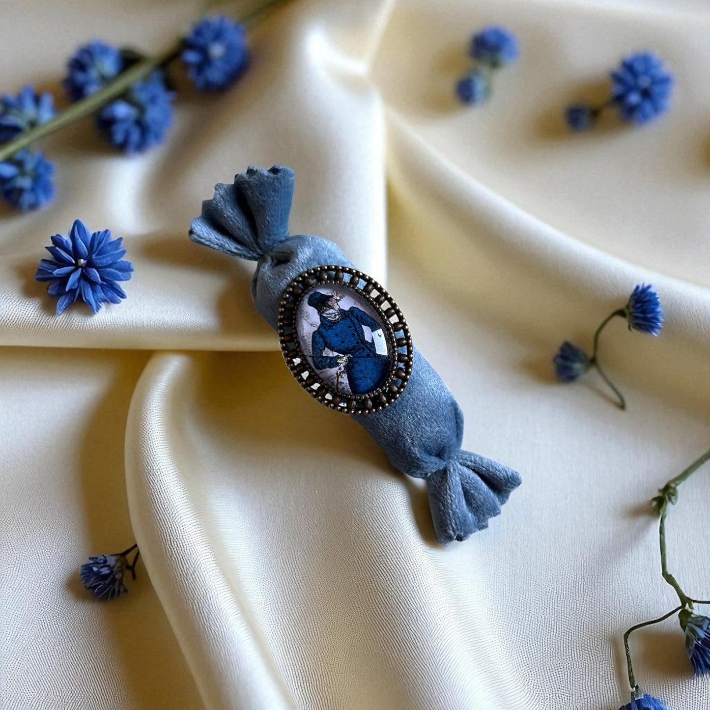 Anello Jane Austen Mr. Darcy Francobollo 1975 - Lady Nostalgia