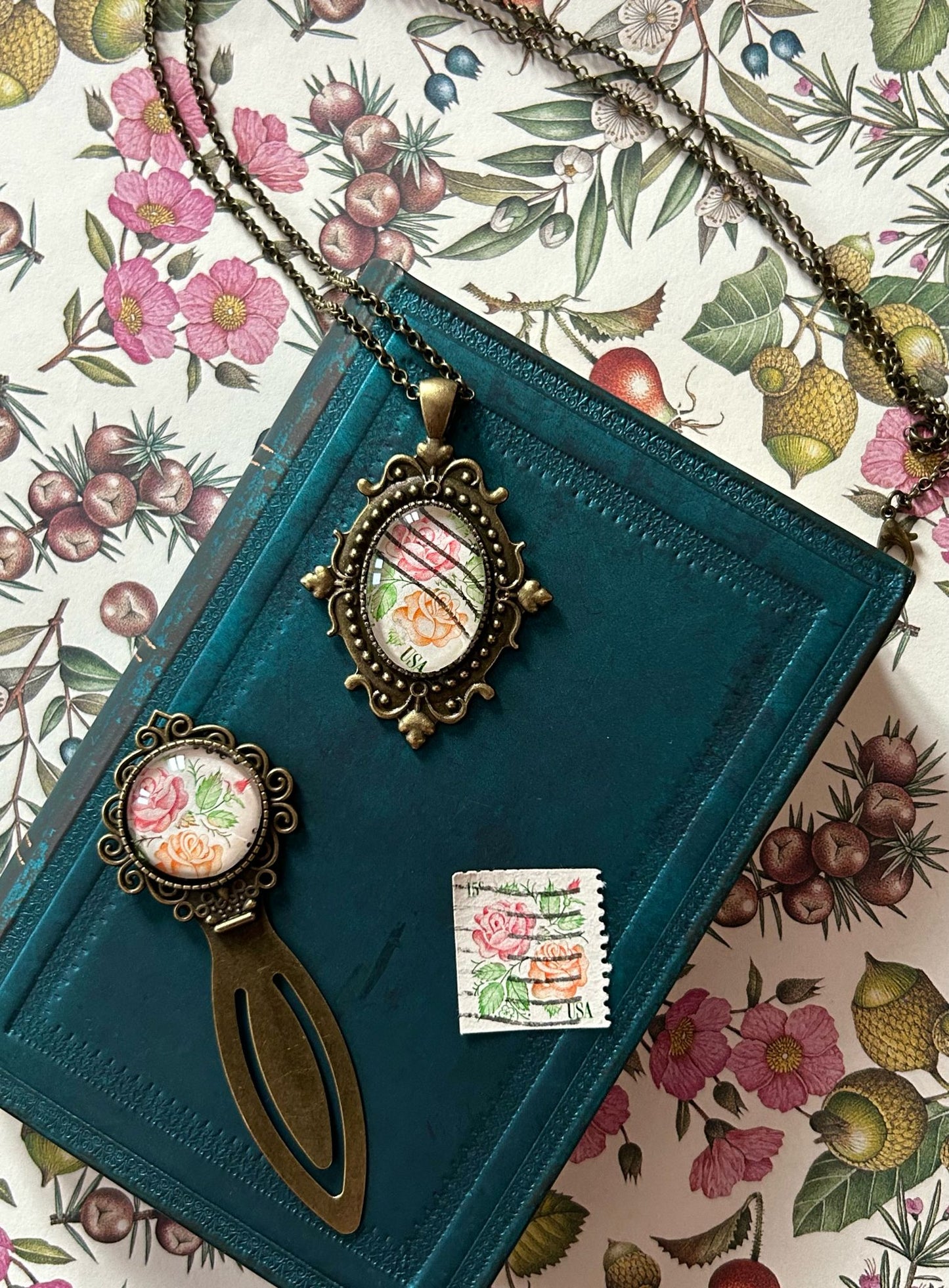 Collana romantica rose (francobollo USA 1978) - Lady Nostalgia