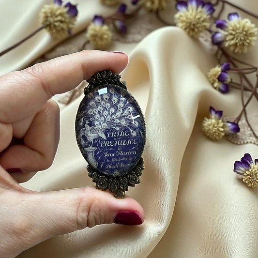 Spilla Jane Austen Orgoglio e Pregiudizio Peacock - Lady Nostalgia