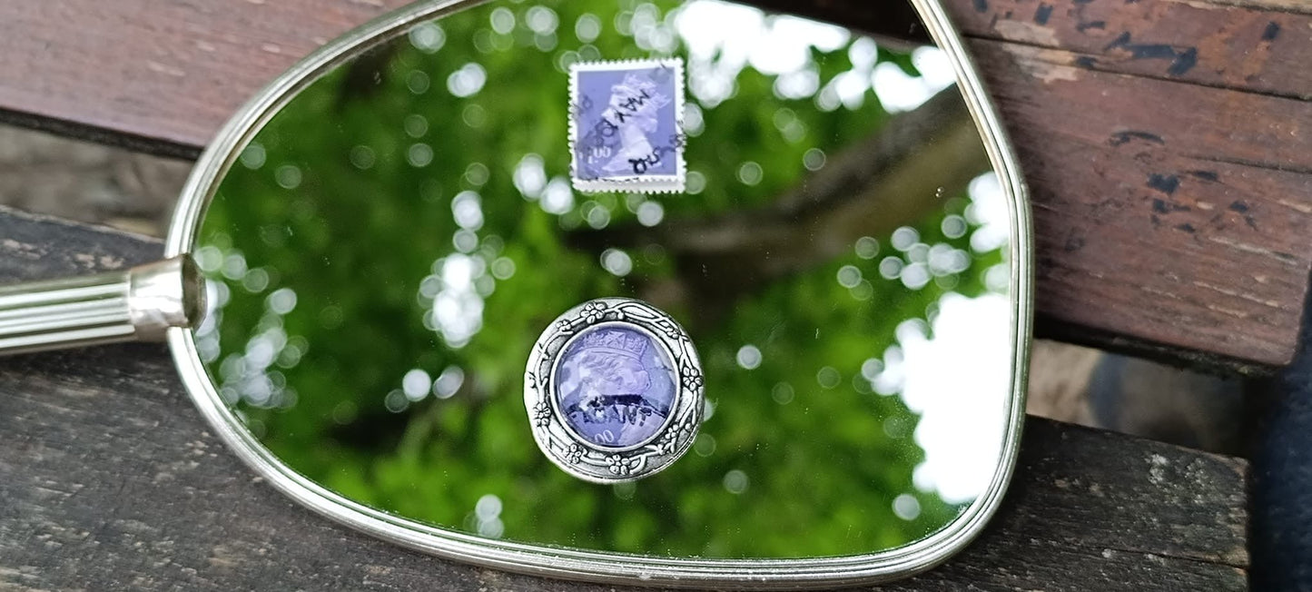 Spilla Regina Elisabetta - Mignon Cangiante - Lady Nostalgia