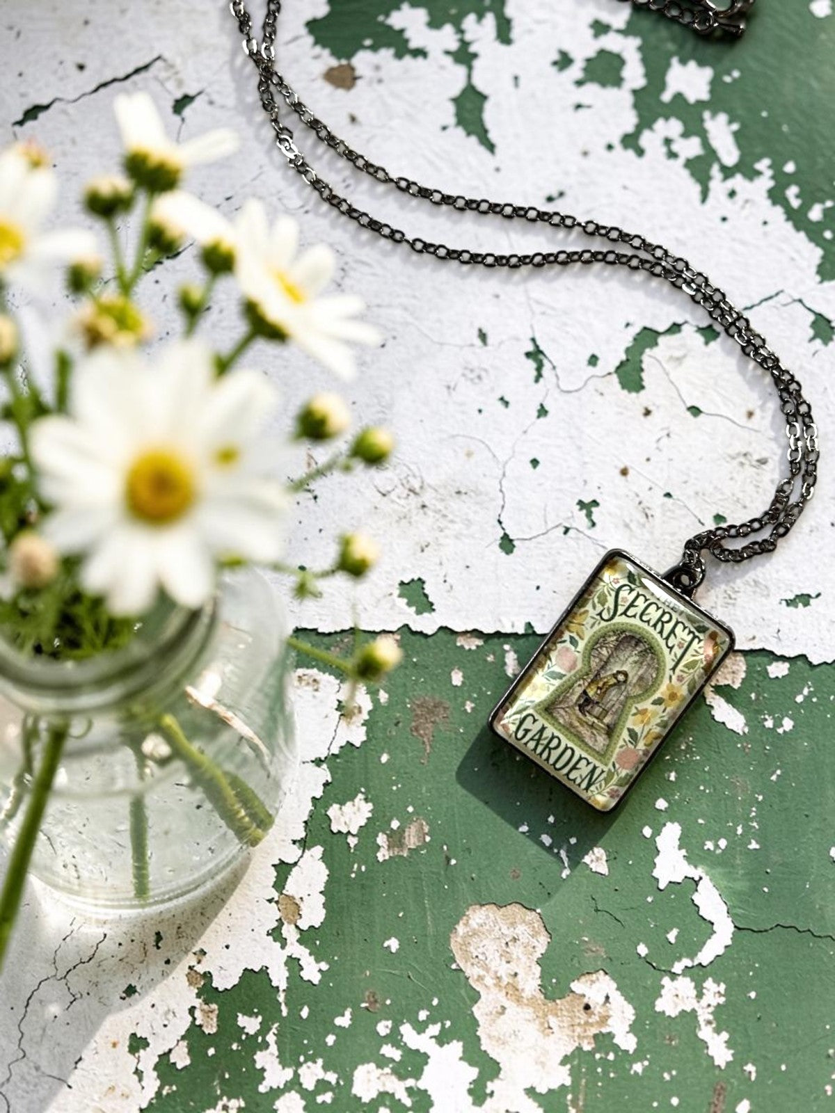 Collana Il giardino segreto rettangolare (Frances Hodgson Burnett)