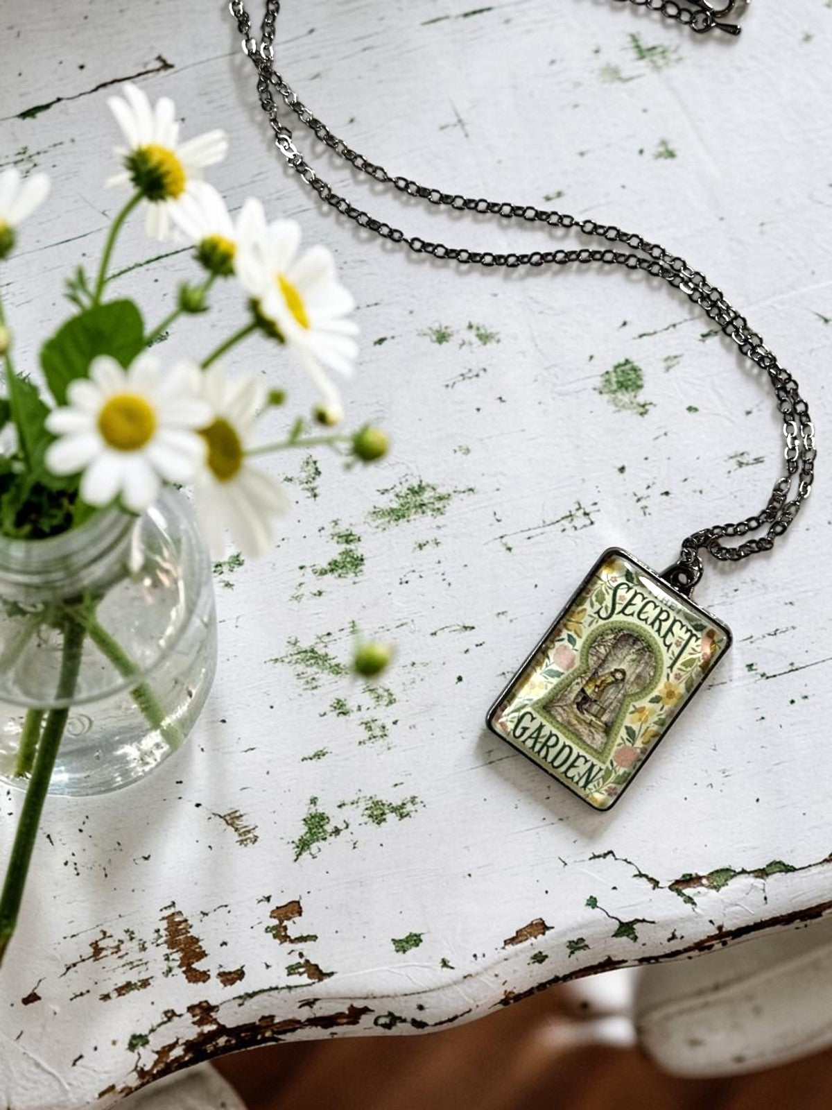 Collana Il giardino segreto rettangolare (Frances Hodgson Burnett)